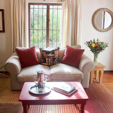 Oak Village B&B Stellenbosch Exteriör bild